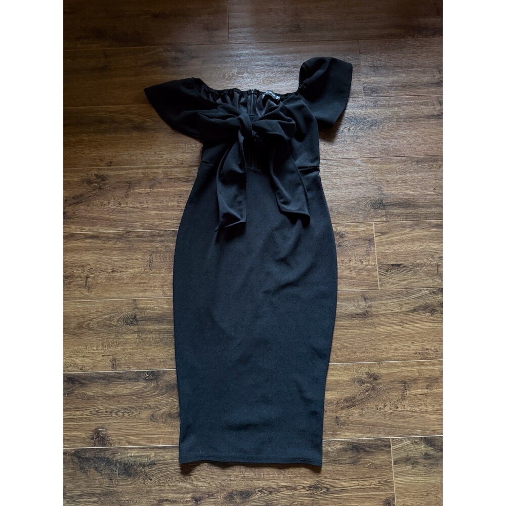 Black Midi Dress Pretty Little Thing Size 0 with Cutout